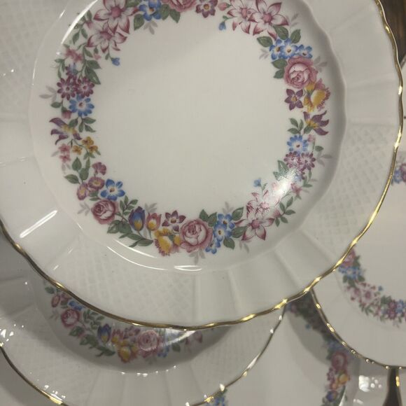 9 NINE Limoges France Bernardaud 7 3/8" salad plates BER57 Floral Garland MINT - Picture 5 of 10